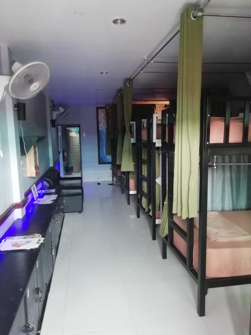 Neverland Dorm Islas Phi Phi Exterior foto
